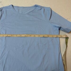 A Nue Ligne Light Sky Blue Scoop Neck T Shirt Top Size S/M Made in USA Travel